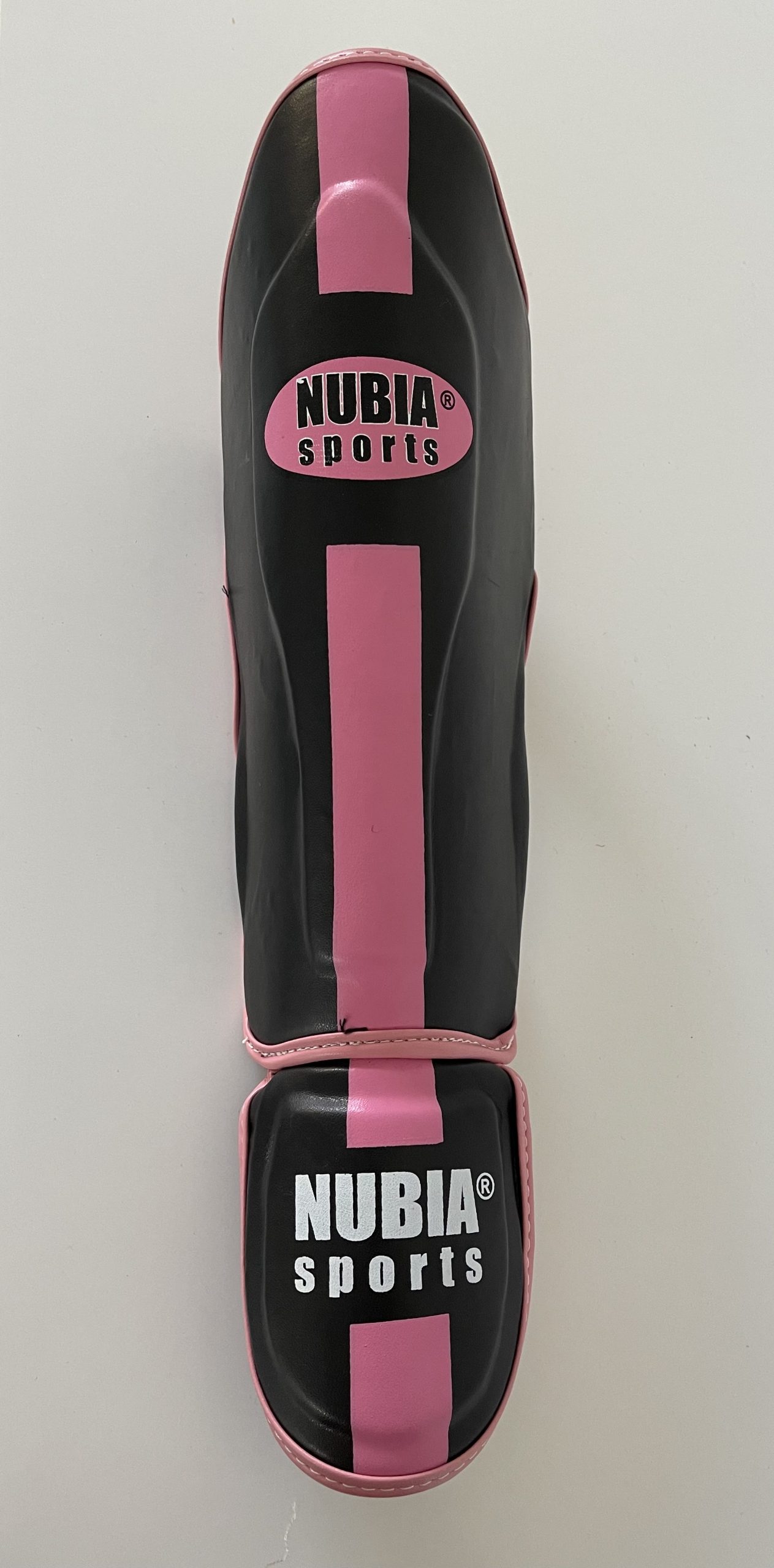 NUBIA-SPORTS Schienbeinschoner PU schwarz/pink NUBIA-SPORTS Schienbeinschoner PU schwarz/pink